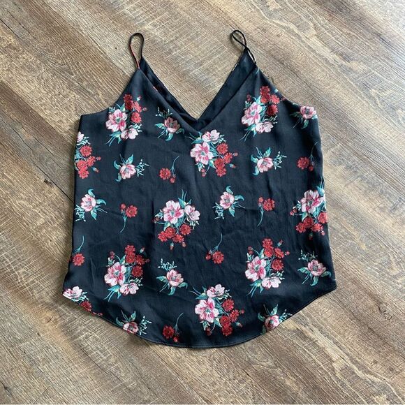 Express Floral Top Black Red Pink Feminine V Neck Medium - Picture 2 of 9